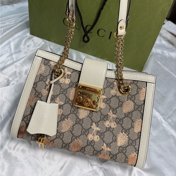 Gucci GG Supreme Padlock Small Berry Tote Bag - Picture 1 of 16